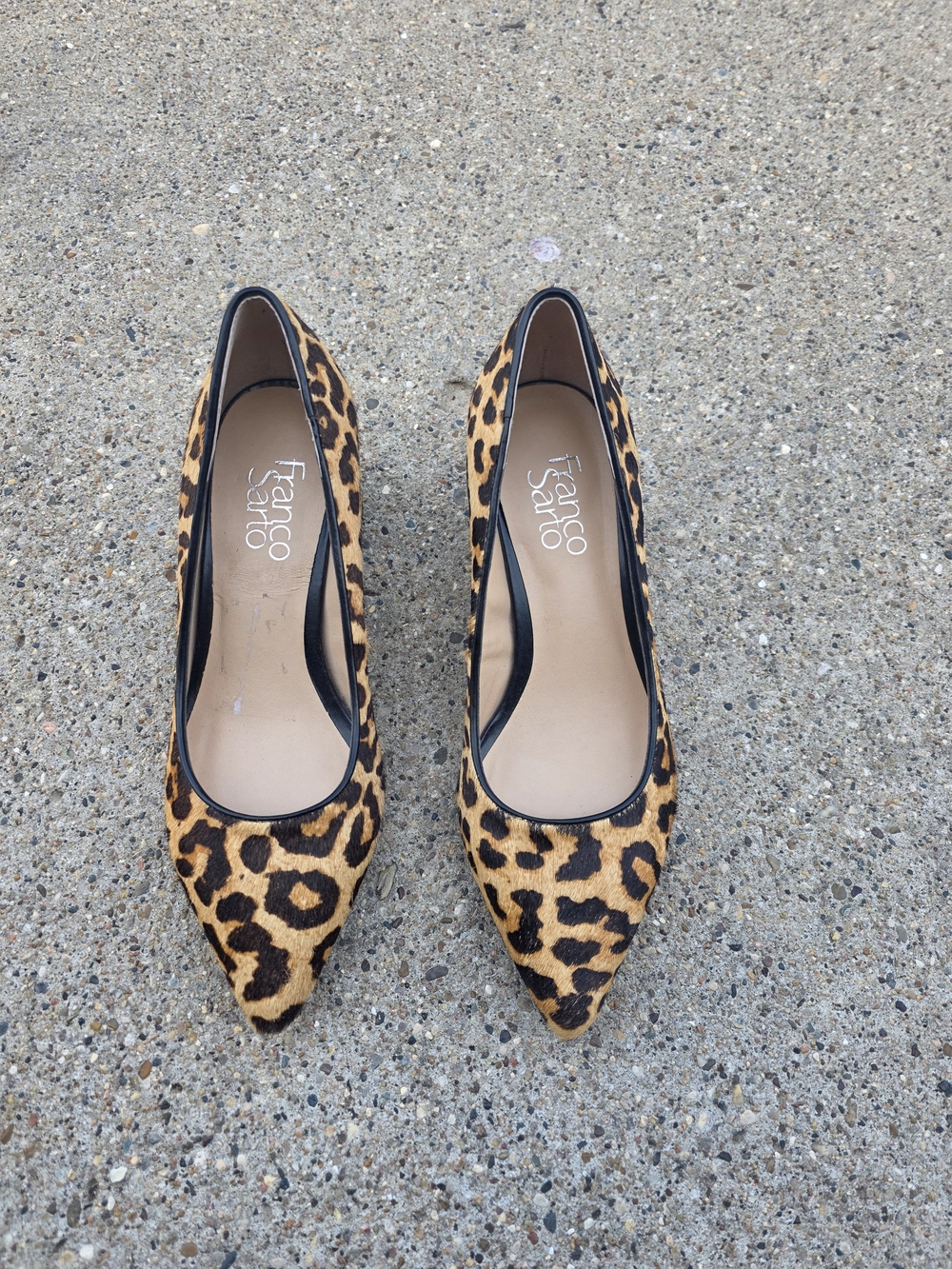 Franco Sarto Leopard Print Pointed Toe Block Heel Pumps - Tan/Black Women 6 - Picture 4 of 10